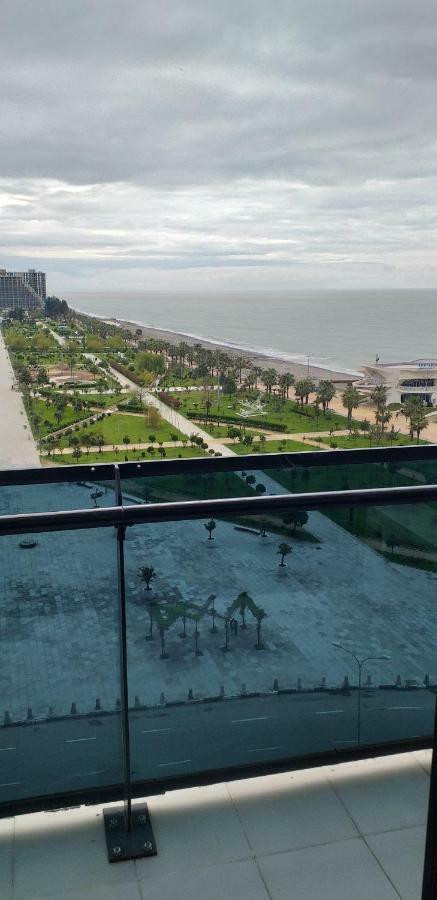 Комплекс BATUMI BEACH TOWER Экстерьер фото
