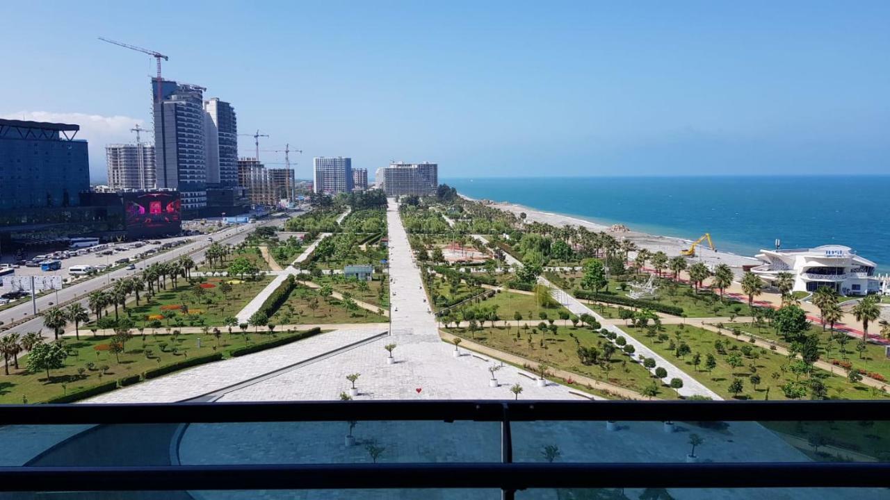 Комплекс BATUMI BEACH TOWER Экстерьер фото